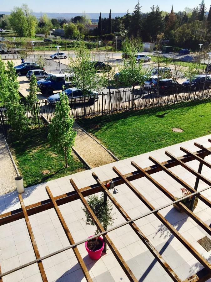 Les Terrasses D'Aix - Studio Avec Grande Terrasse Privee เออกีส์ ภายนอก รูปภาพ